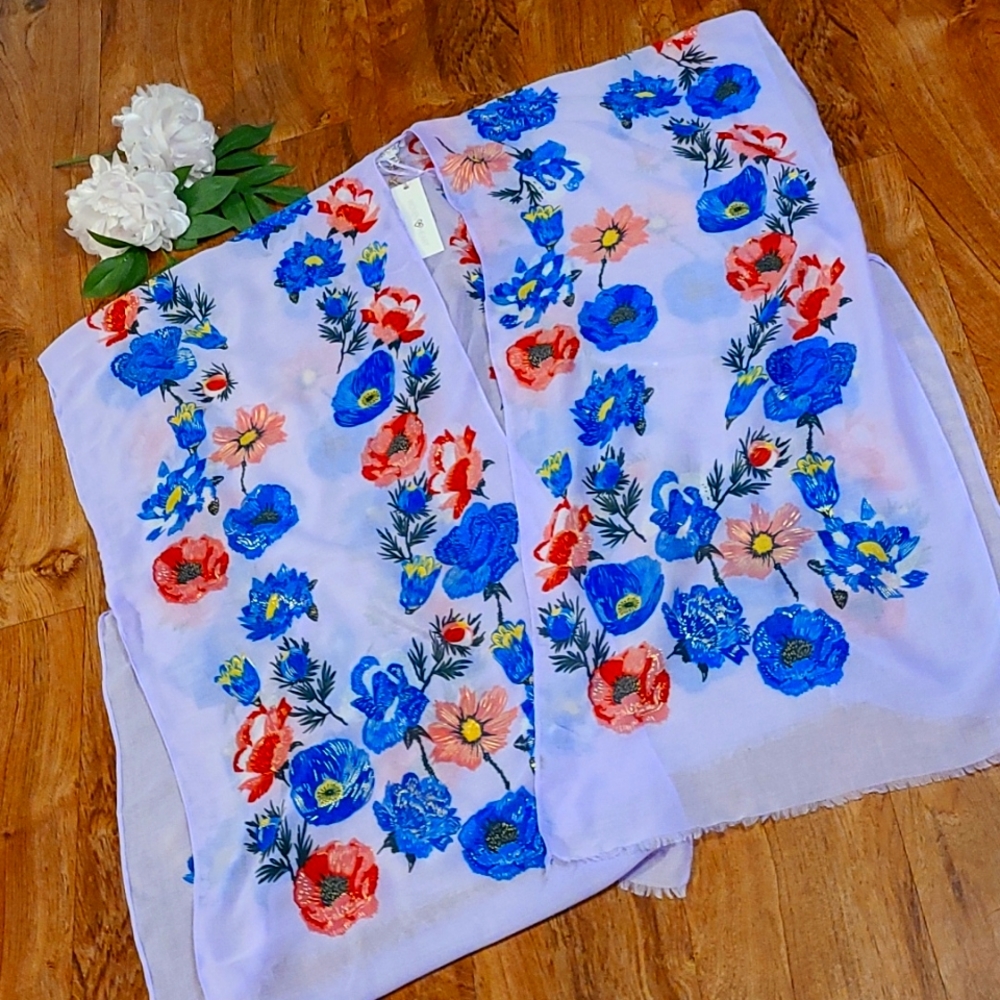 Woven Heart lilac, floral kimono in one size.